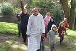 Tim Weldon with Simon of Cyrene