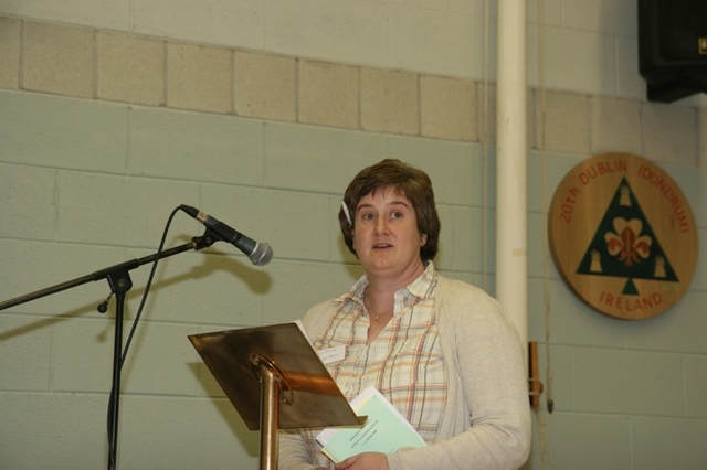 Ruth O'Kelly (Coolock Parish) commends the work of 3 Rock Youth at the Dublin and Glendalough Diocesan Synods in Christ Church, Taney.
