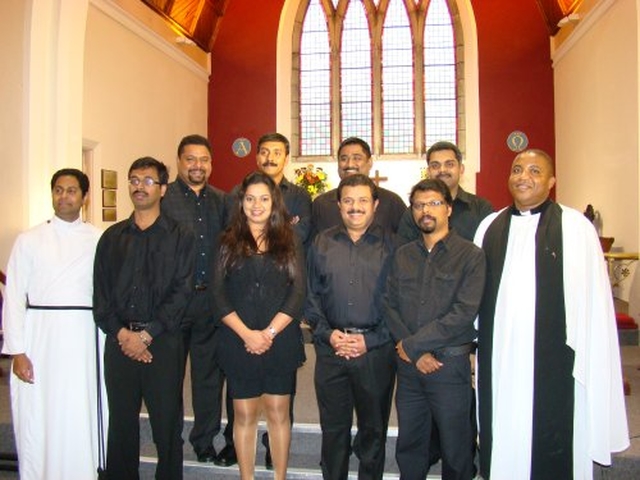 The Music Group “Una Voce” (One Voice) with the Revd Jameson K of the Marthomma Church and the Revd Obinna Ulogwara (Diocesan Honorary Chaplain for the International Community) at the year’s Discovery Thanksgiving Service in one of the  St Patrick’s Cathedral Group (St Catherine’s & St James Church, Donore Avenue, SCR, Dublin 8).