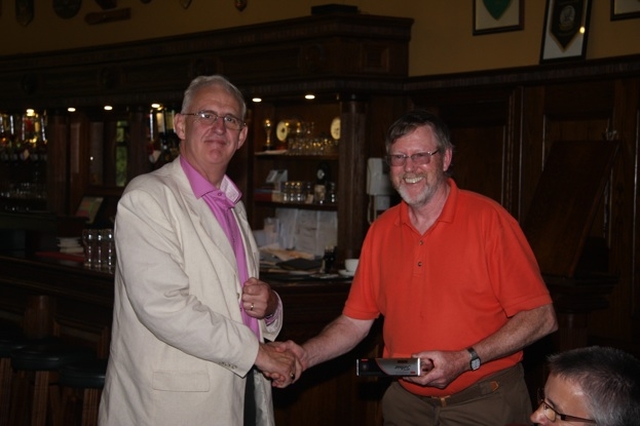 The Revd Denis Sandes, Rector of Omey in the Diocese of Tuam receives the Individual first prize at the Inter-Diocesan Golf tournament in Woodenbridge from the Archbishop of Dublin, the Most Revd Dr John Neill. The Dioceses of Dublin and Glendalough won the team award.