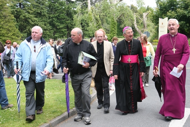 Clergy leading off the joint pilgrimage of Enniskerry churches to Christian sites in the area. (Left to right), the Very Revd Fr John Sinnott, PP of the Parish of the Immaculate Heart of Mary (RC), the Venerable Ricky Rountree, Archdeacon of Glendalough and Rector of Powerscourt and Kilbride (CofI), the Revd John Marchant, Curate of Powerscourt and Kilbride, the Most Revd Diarmuid Martin, Archbishop of Dublin (Roman Catholic) and the Most Revd Dr John Neill, Archbishop of Dublin and Bishop of Glendalough (Church of Ireland).