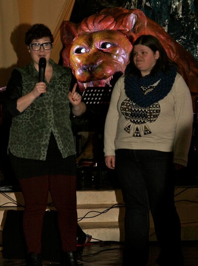 3Rock Youth’s Susie Keegan interviews Christ Church Bray’s youth worker, Kirstie Lynch about the Narnia Festival during Essential Narnia in the church. 