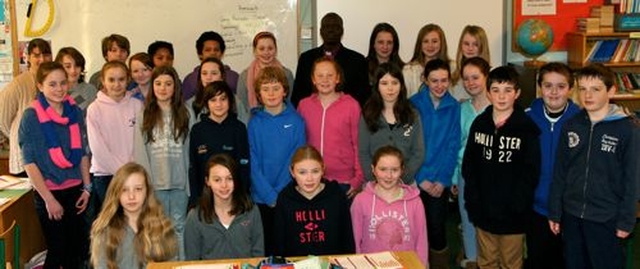 Bishop Hilary Adeba of Yei in South Sudan with 6th class pupils at Delgany NS and their teacher Ms McCormack. The Bishop was visiting Delgany Parish which is one of the Irish parishes partnered with his diocese. The Bishop was in Ireland with CMS Ireland and the Diocese of Connor to strengthen links between his diocese and its Irish partners.