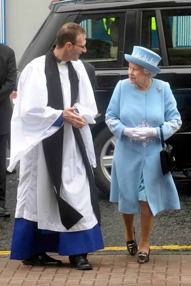 Queen Elizabeth II is greeted by the Dean of Clogher, the Very Revd Kenneth Hall, before her Diamond Jubilee Service of Thanksgiving in St Macartin’s Cathedral, Enniskillen. (Photo: Harrison Photography)