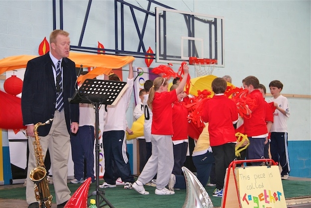 Vinny Thorpe, Principal, and pupils from Timolin National School perform at the West Glendalough Childrens' Festival in St Laurence's GAA Centre, Narraghmore.