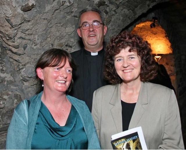 Eithne Massey, author, Very Revd Dermot Dunne, Dean, & Dr Emer O’Sullivan, Leuphana University of Lüneburg