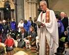 Dean Dermot Dunne blesses the dogs during the annual Peata Carol Service in Christ Church Cathedral which took place today (December 10). Peata Therapy Dogs visit service users in various facilities bringing the benefits of interaction with pets. 
