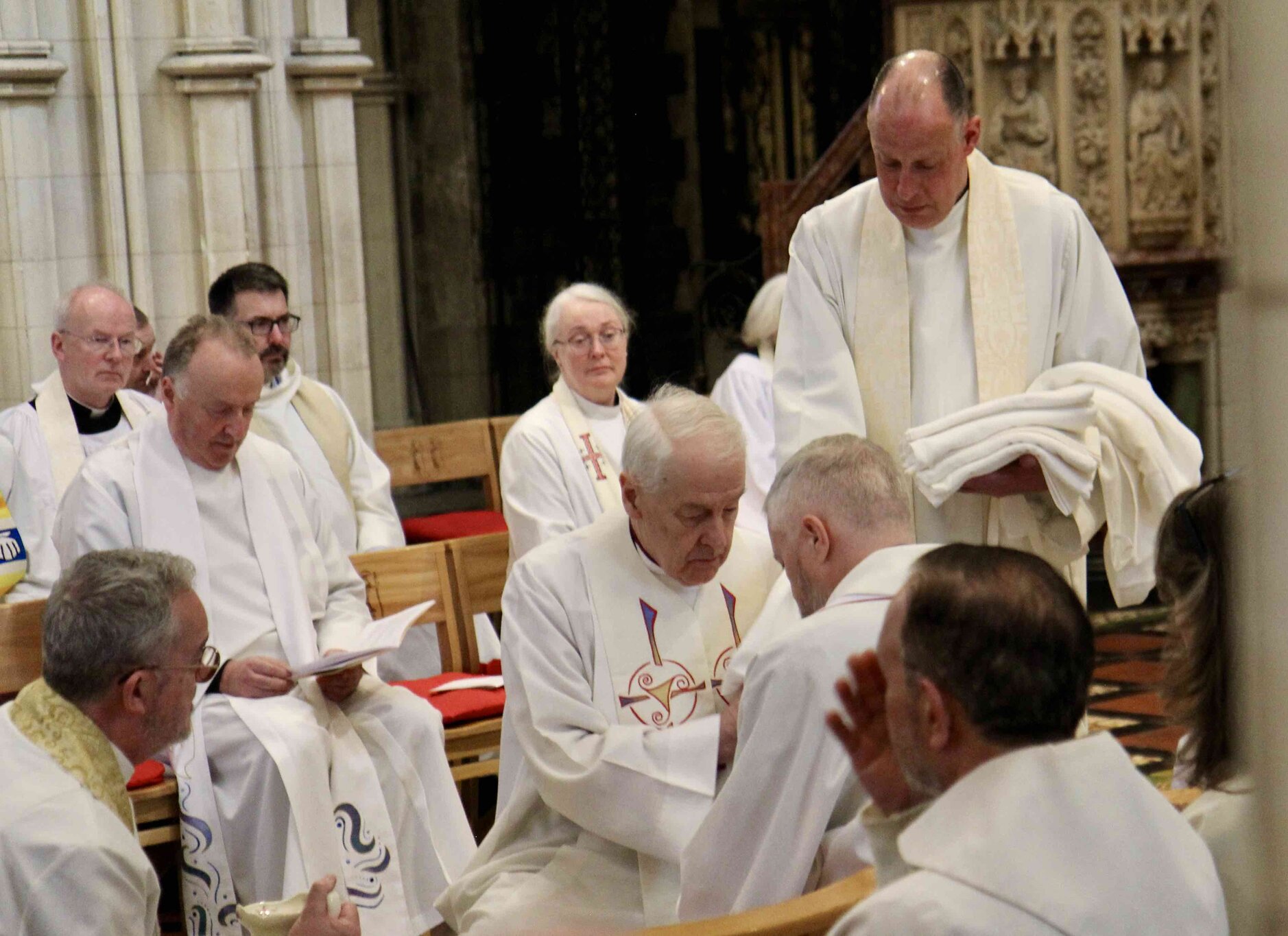 Chrism Eucharist &ndash; Maundy Thursday Offers Inspiration to Service and Holiness