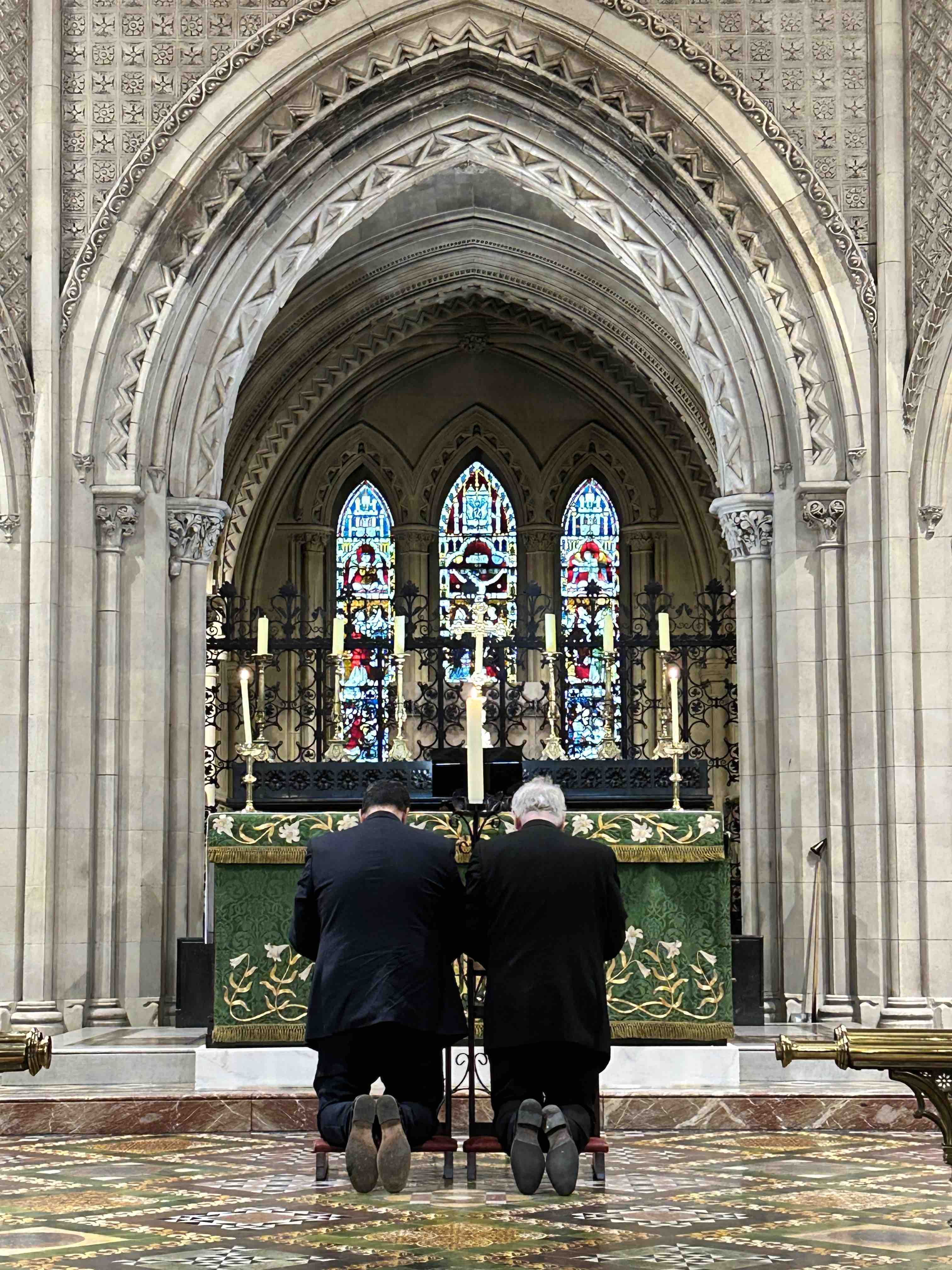 Archbishop Naoum and Archbishop Jackson pray for peace in Christ Church Cathedral.