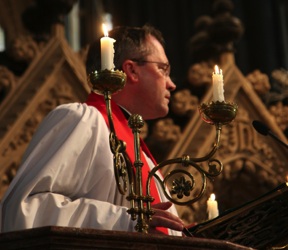 Revd Ian Poulton Preaching in Christ church Cathedral